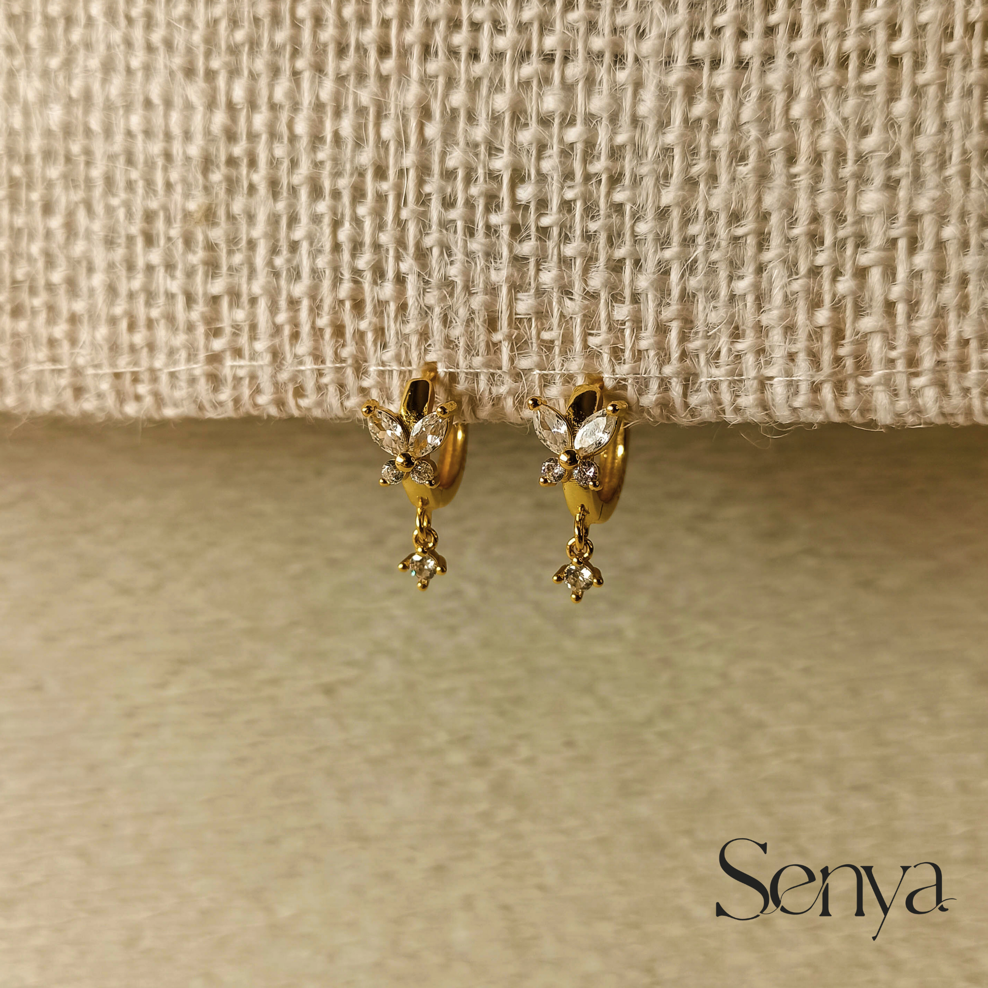 Huggie Hoop Earrings, 925 Sterling Silver Huggie Hoops, Silver Huggie Hoop Earrings , Small Hoop Earrings, Sleeper Earrings , 925 Sterling Silver Huggie Hoops , Hypoallergenic Huggie Hoops , Minimalist Huggie Hoops , Classic Huggie Hoops , Everyday Huggie Hoops,  Delicate Huggie Hoops , Flower Earrings , 925 Sterling Silver Flower Earrings , Silver Flower Earrings , Floral Earrings,