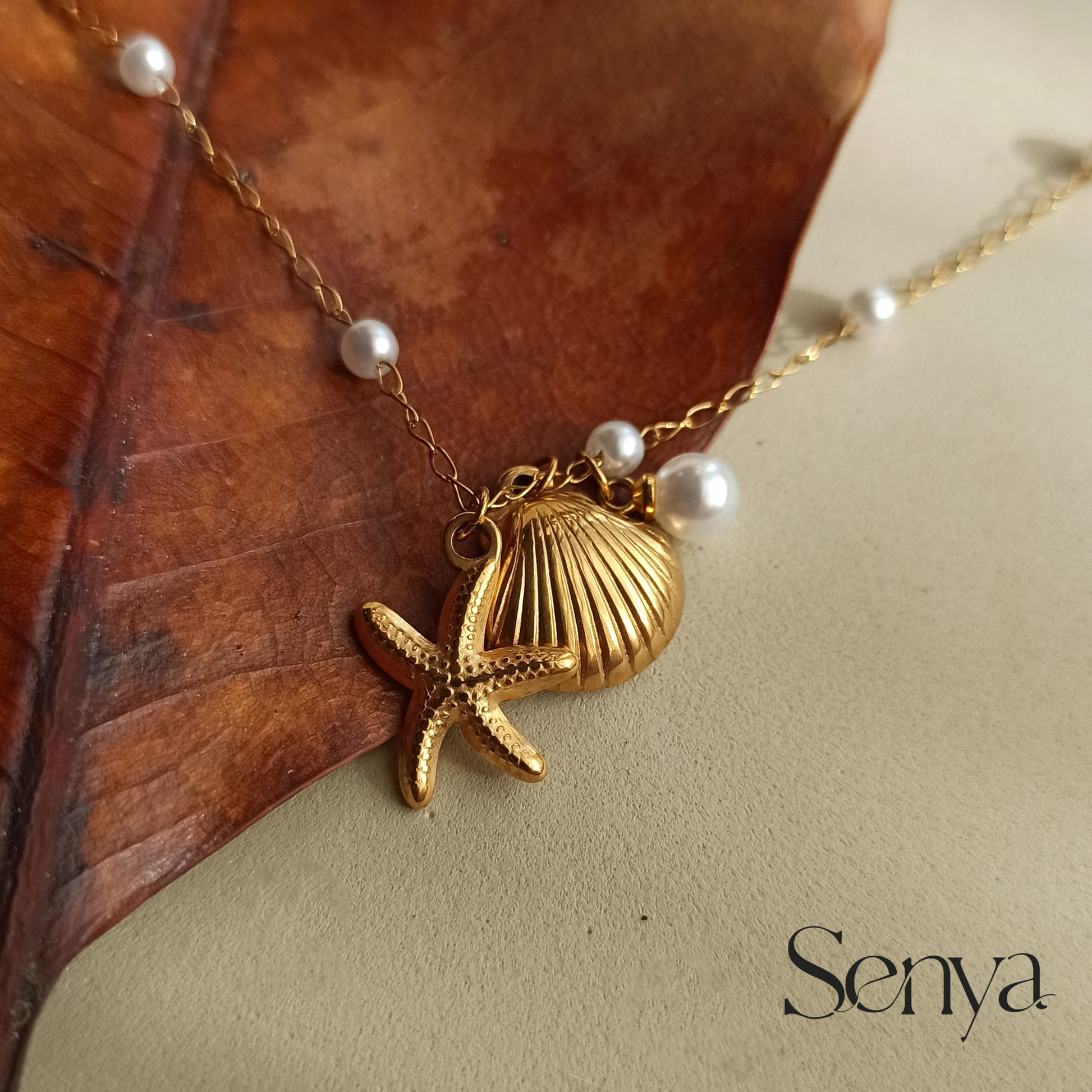 Pearl necklace,
Pearl necklace for women,
Pearl necklace for wedding,
Pearl necklace gift,
Vintage pearl necklace,
Cultured pearl necklace,
Affordable pearl necklace,
Luxury pearl necklace,
Custom pearl necklace,
White pearl necklace,
Double strand pearl necklace,
Triple strand pearl necklace,
Pearl necklace with diamond clasp,
Gold pearl necklace,
Pearl necklace designs,
Modern pearl necklace,
Classic pearl necklace,