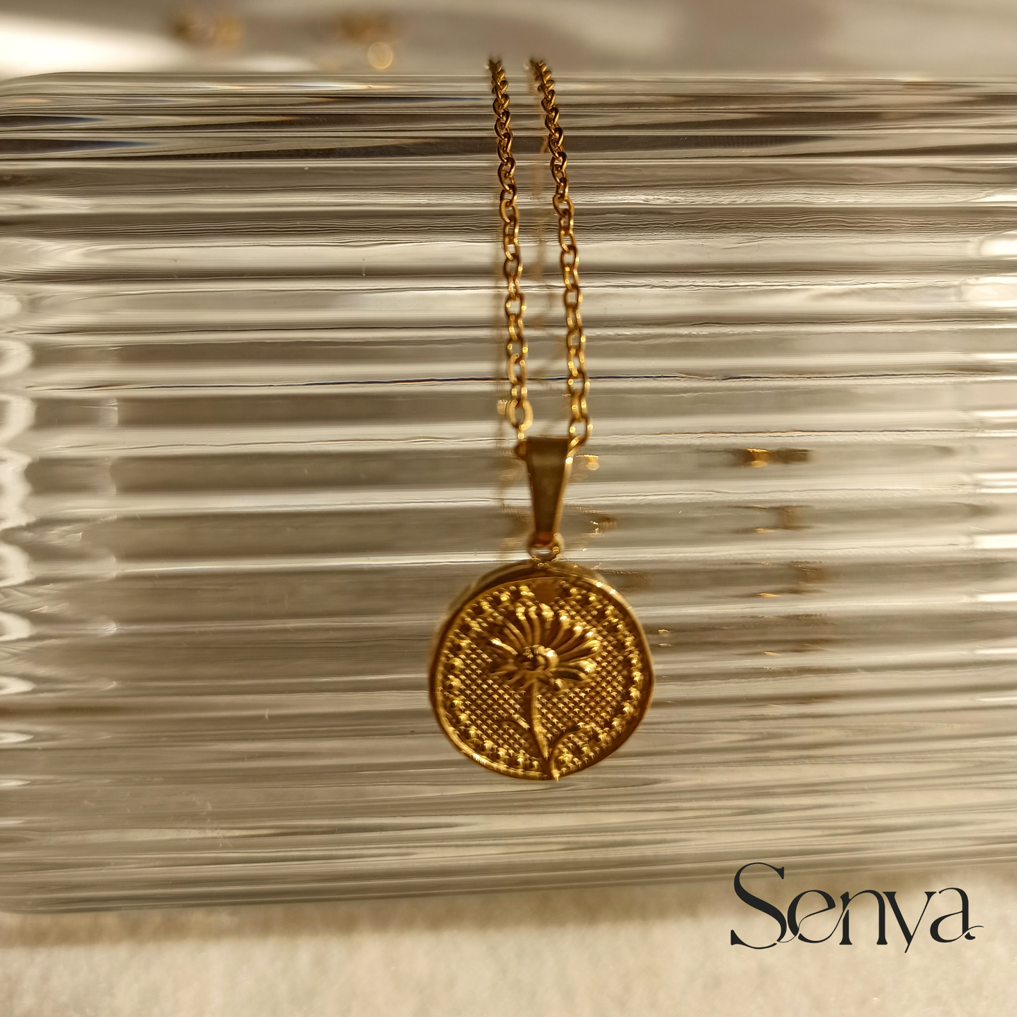 Flower Month Necklace, Birth Flower Necklace, Birth Month Flower Necklace, Gold Flower Month Necklace, Stainless Steel Flower Month Necklace, Dainty Flower Month Necklace, Delicate Flower Month Necklace, Minimalist Flower Month Necklace, Boho Flower Month Necklace, Vintage Flower Month Necklace, Meaningful Jewelry, Birth Month Jewelry, Flower Month Necklace for Mom, Flower Month Necklace for Daughter, Best Flower Month Necklace Gifts, Unique Flower Month Necklace Designs, Flower Month Necklace for Women,