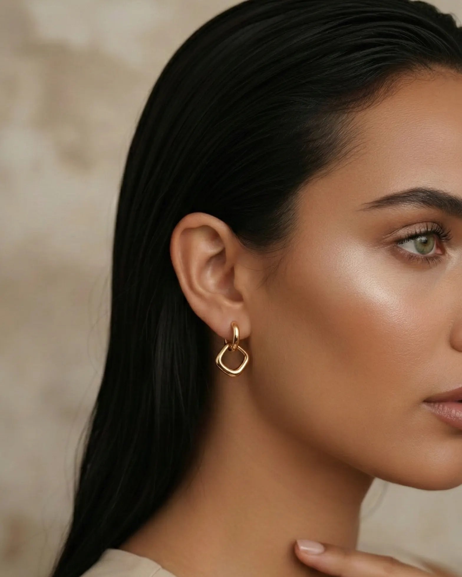 eliza-rhombus-drop-earrings-gold-925-sterling, elegant-geometric-jewelry-lifestyle, professional-women-jewelry-style, chic-minimalist-drop-earrings-photography, luxury-lifestyle-brand-model