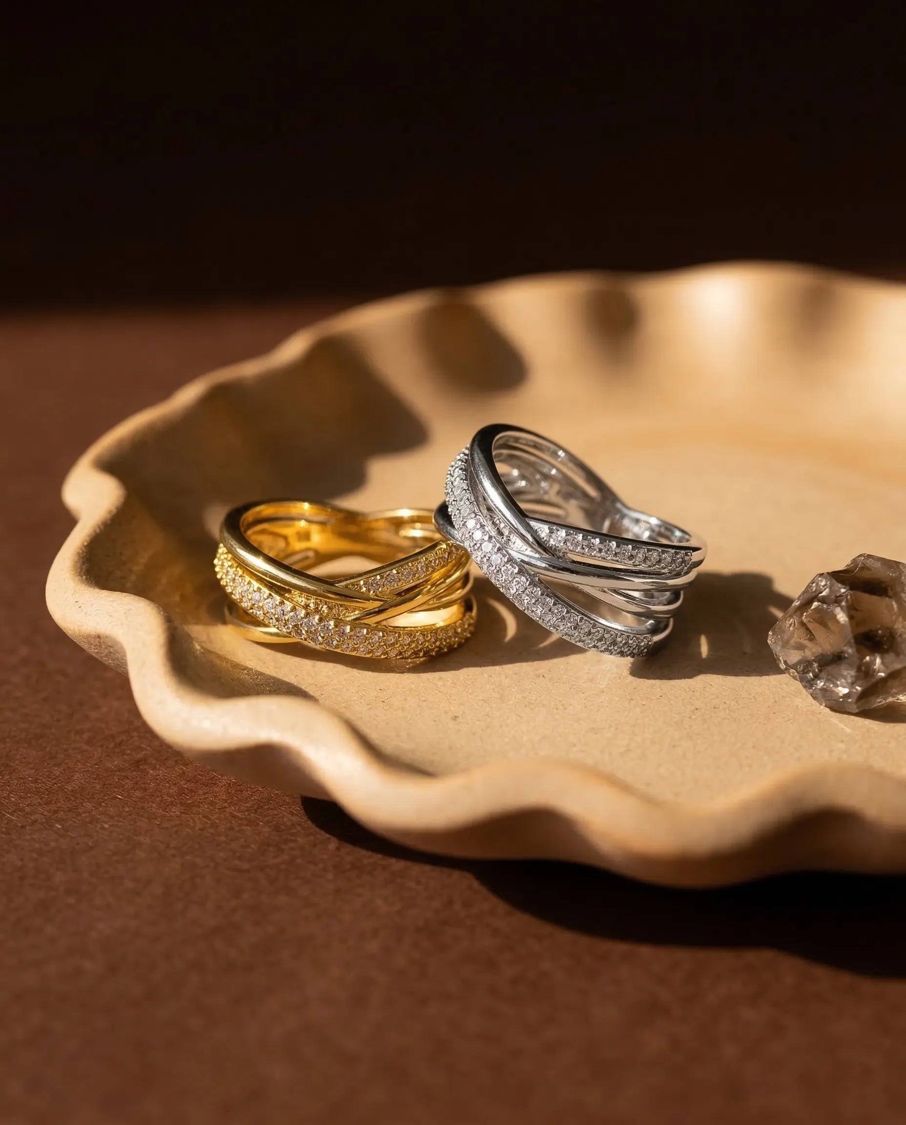 herma-modern-signet-ring-925-sterling-silver-gold-vermeil, elegant-minimalist-bezel-set-crystal-jewelry-luxury, high-quality-tarnish-free-bold-silver-ring, senya-jewelry-best-seller-herma