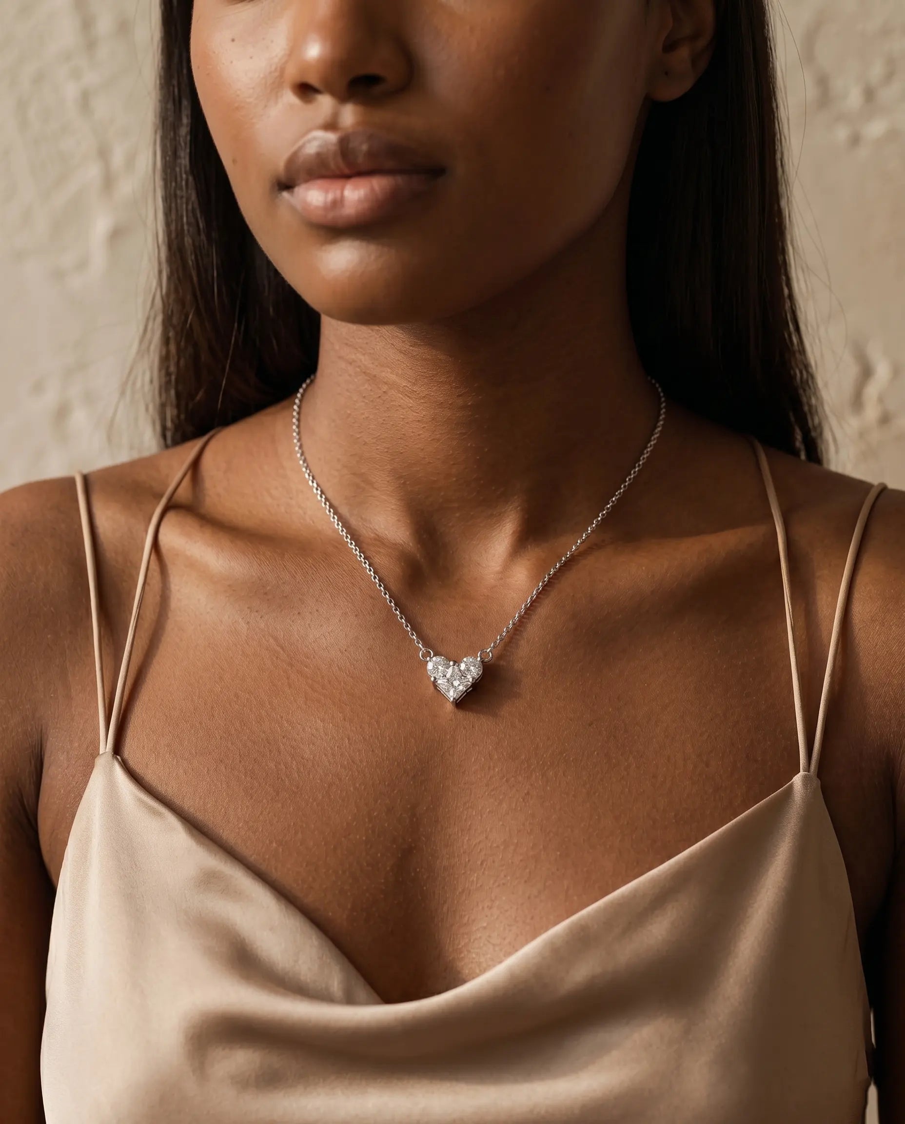premium-quality-hearted-crystal-silver-necklace, durable-plating-detail-europe, anniversary-gift-modern-heart-pendant, refined-minimalist-luxe-aesthetic, sustainable-silver-jewelry-brand-europe