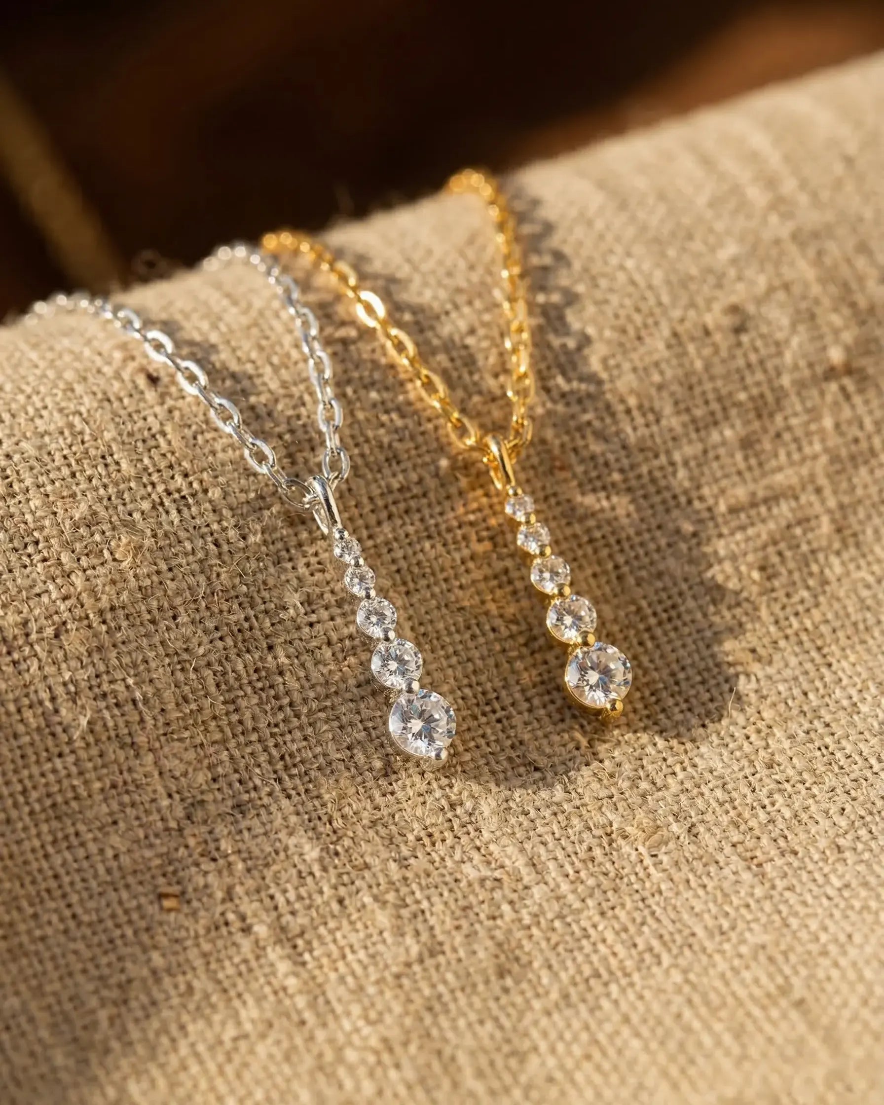 premium-quality-pear-triple-crystal-gold-necklace, durable-gold-plating-detail-europe, anniversary-gift-modern-fan-pendant, refined-minimalist-luxe-aesthetic, sustainable-silver-jewelry-brand-europe