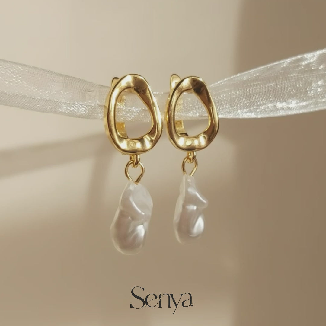 Pearl Pendant Earrings,
Pearl Drop Earrings,
Pearl Earrings with Pendant,
Dainty Pearl Pendant Earrings,
Delicate Pearl Pendant Earrings,
Minimalist Pearl Pendant Earrings,
Bohemian Pearl Pendant Earrings,
Vintage Pearl Pendant Earrings,
Modern Pearl Pendant Earrings,
Layering Pearl Pendant Earrings,
Stackable Pearl Pendant Earrings,
Drop Pearl Pendant Earrings,
Versatile Pearl Pendant Earrings,
Everyday Pearl Pendant Earrings,
Affordable Pearl Pendant Earrings,
Sparkling Pearl Pendant Earrings,
Meaningful