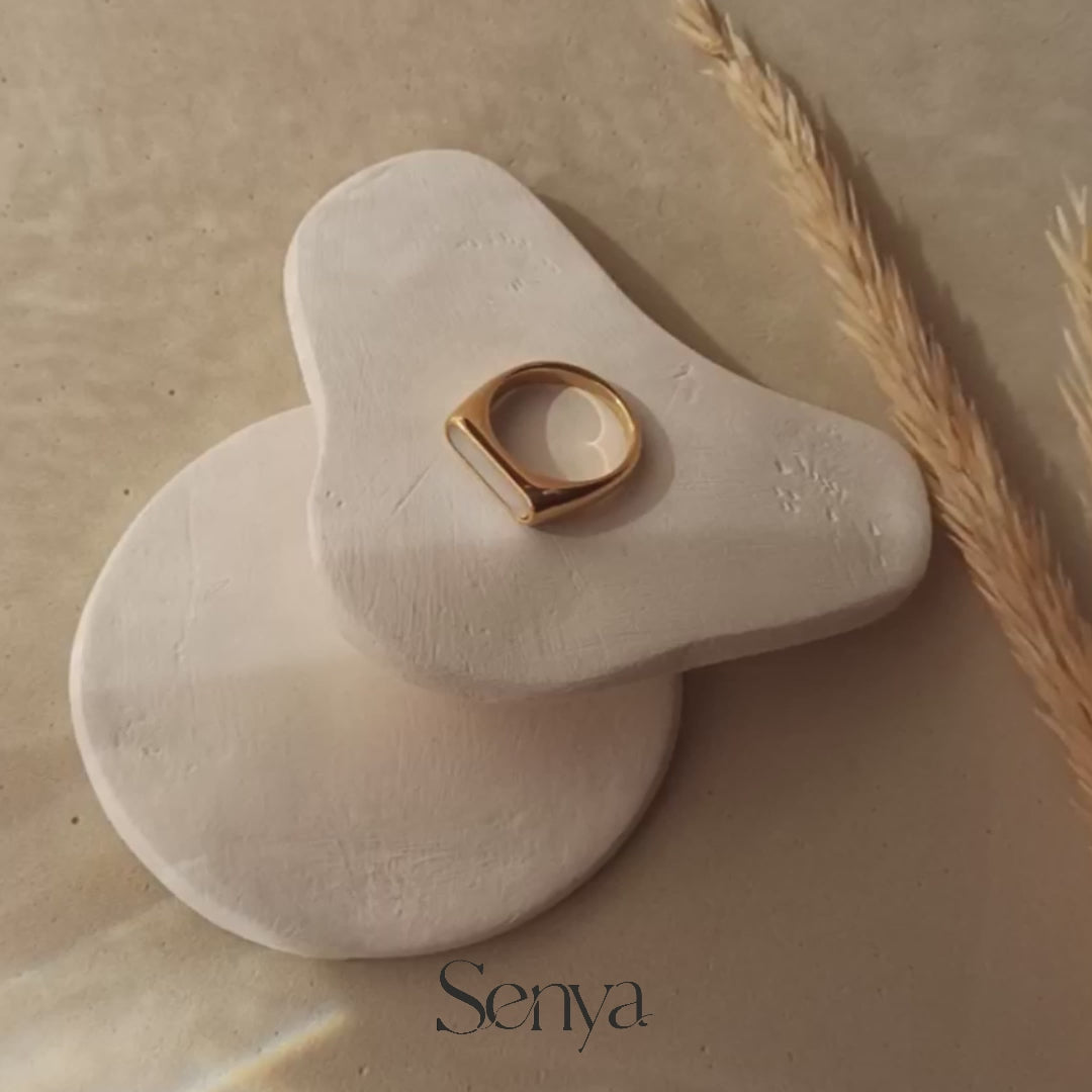 Dainty gold ring for women, Minimalist silver ring for women, Stackable dainty rings, Delicate ring set, Thin gold band ring, Knot ring meaning, Eternity ring symbol, Simple gold ring for everyday wear, Dainty ring for layering, Minimalist ring gift, Everyday Ring, Layering Ring, Delicate Jewelry, Minimalist Jewelry, Hypoallergenic Ring, Comfortable Ring, Versatile Ring, Minimalist Gold Ring, Delicate Silver Ring,