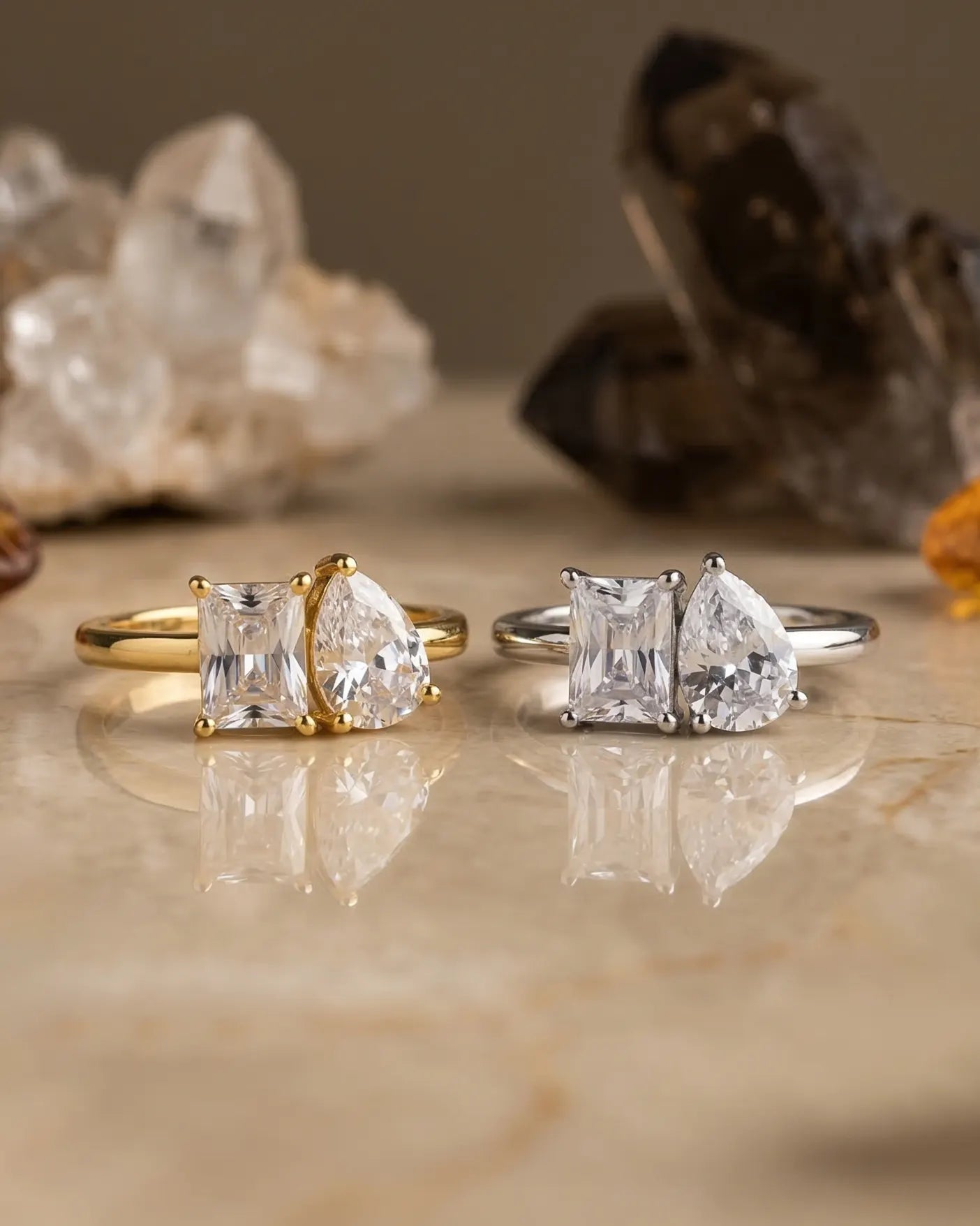 sunday-double-stone-toi-et-moi-ring-925-sterling-silver-gold-vermeil, elegant-minimalist-emerald-pear-cut-jewelry-luxury, high-quality-tarnish-free-double-crystal-ring, senya-jewelry-best-seller-sunday