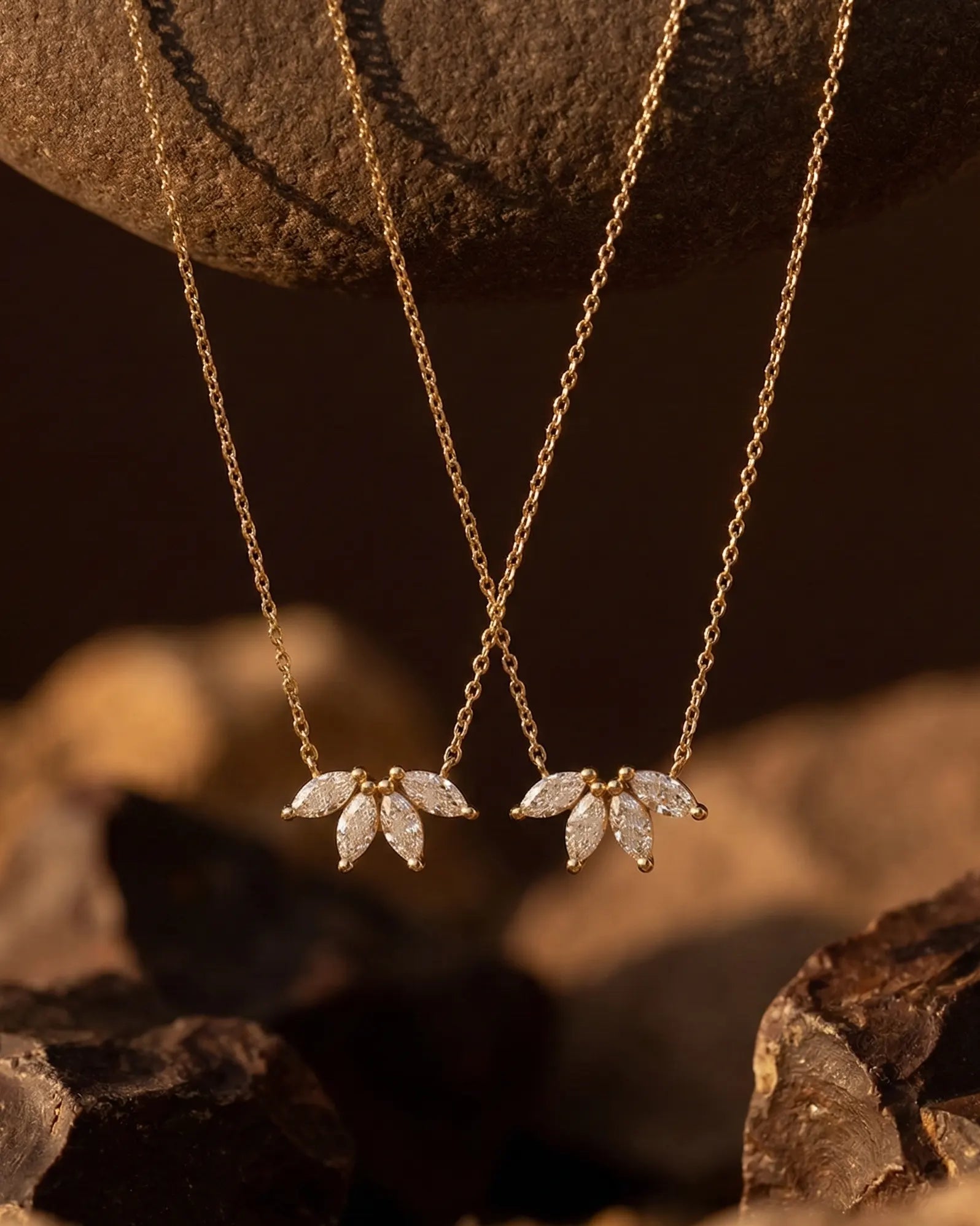 timeless-botanical-aesthetic-marquise-necklace-modern, solid-925-silver-finish-detail-melisse-pendant, gift-ideas-for-women-romantic-jewelry, luxury-boutique-jewelry-netherlands, artistic-jewelry-flatlay-photography