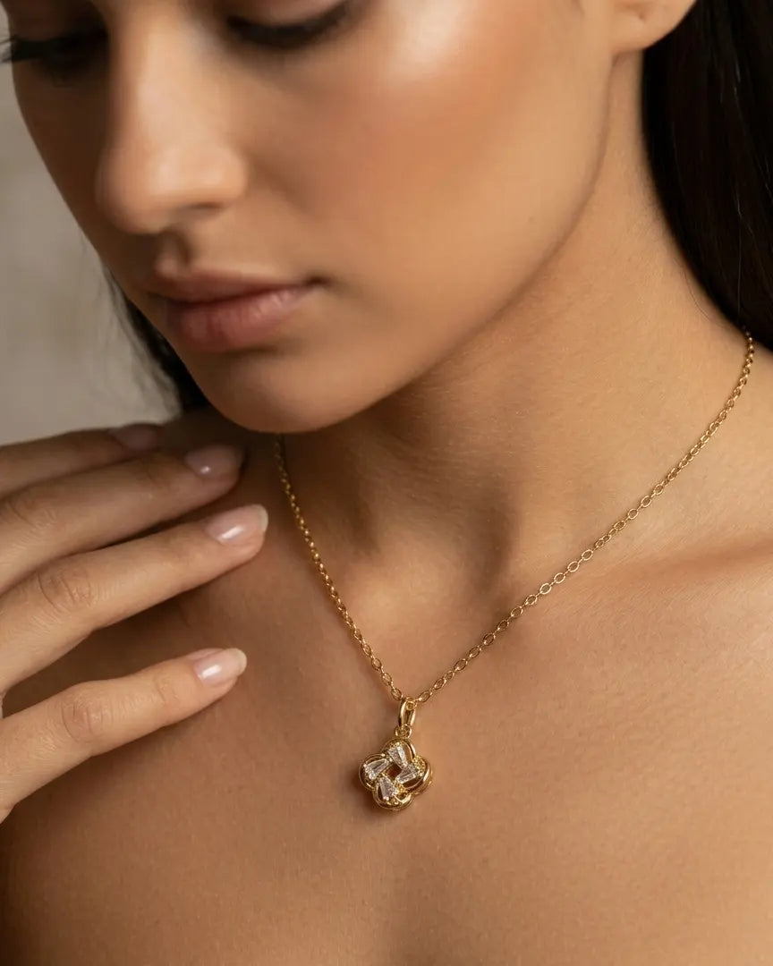 versatile-daily-wear-gold-juliet-statement-necklace, effortless-high-end-romantic-jewelry-style, minimalist-accessories-for-refined-look, classy-stainless-steel-heart-necklace-lifestyle, senya-jewelry-juliet-collection