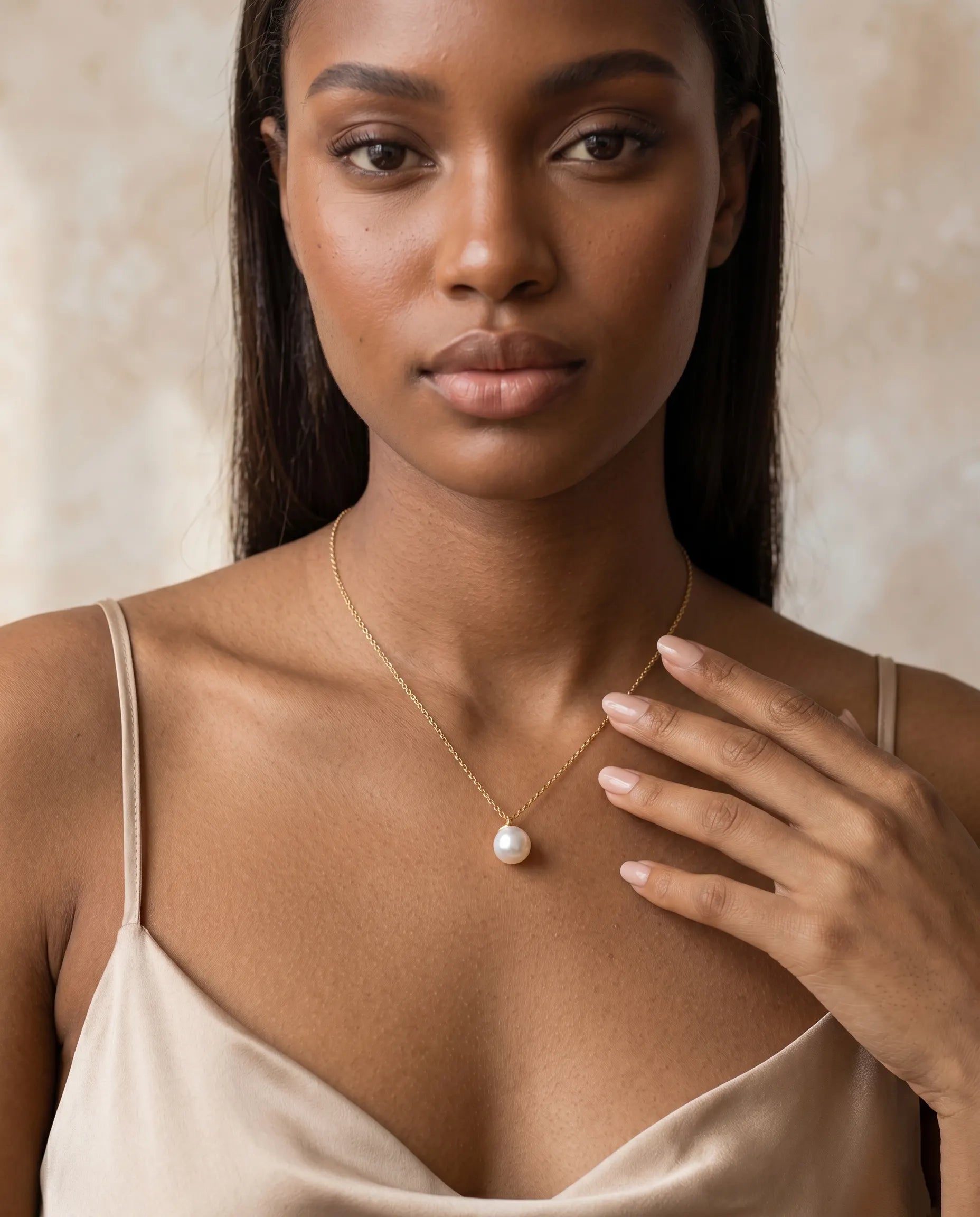 versatile-daily-wear-gold-noble-solitaire-pearl-necklace, effortless-high-end-classic-jewelry-style, minimalist-accessories-for-refined-look, classy-925-silver-pearl-necklace-lifestyle, senya-jewelry-noble-collection