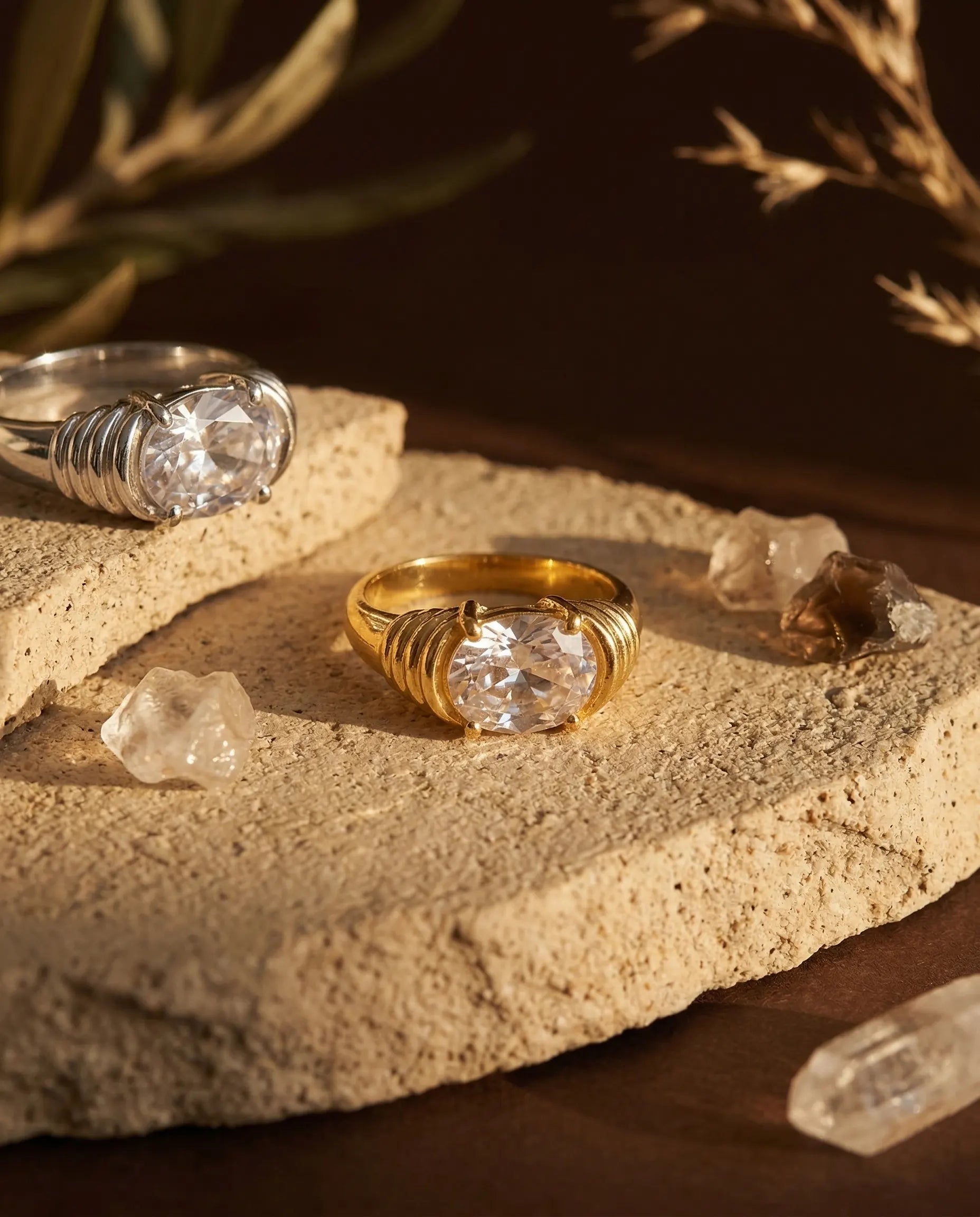 vilhena-oval-solitaire-statement-ring-925-sterling-silver-gold-vermeil, elegant-vintage-inspired-ribbed-jewelry-luxury, high-quality-tarnish-free-bold-ring, senya-jewelry-best-seller-vilhena