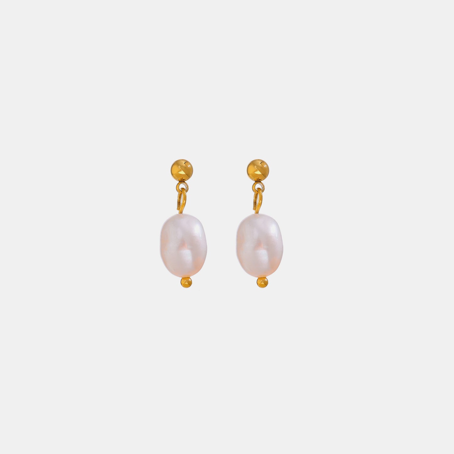 Pearl Pendant Earrings , Pearl Drop Earrings , Freshwater Pearl Pendant Earrings , Dainty Pearl Pendant Earrings, Elegant Pearl Pendant Earrings , Modern Pearl Pendant Earrings, Gold Pearl Pendant Earrings , Versatile Pearl Pendant Earrings, Timeless Pearl Pendant Earrings, Elegant Pearl Pendant Earrings, Hypoallergenic Pearl Pendant Earrings, Pearl pendant earrings for wedding, Pearl pendant earrings for prom, Pearl pendant earrings for everyday wear, Short pearl pendant earrings