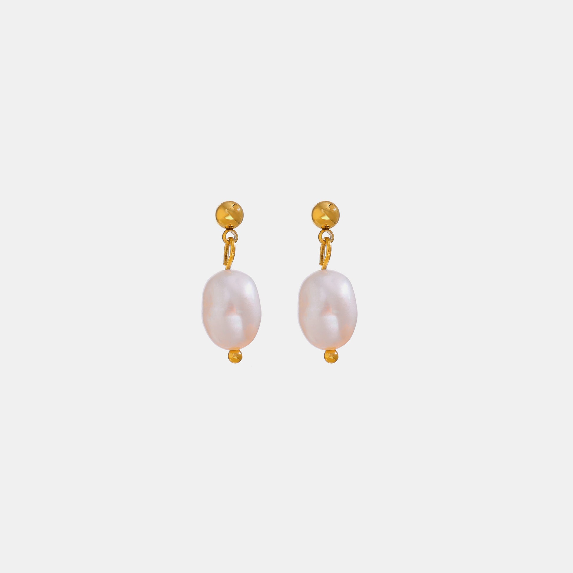 Pearl Pendant Earrings , Pearl Drop Earrings , Freshwater Pearl Pendant Earrings , Dainty Pearl Pendant Earrings, Elegant Pearl Pendant Earrings , Modern Pearl Pendant Earrings, Gold Pearl Pendant Earrings , Versatile Pearl Pendant Earrings, Timeless Pearl Pendant Earrings, Elegant Pearl Pendant Earrings, Hypoallergenic Pearl Pendant Earrings, Pearl pendant earrings for wedding, Pearl pendant earrings for prom, Pearl pendant earrings for everyday wear, Short pearl pendant earrings