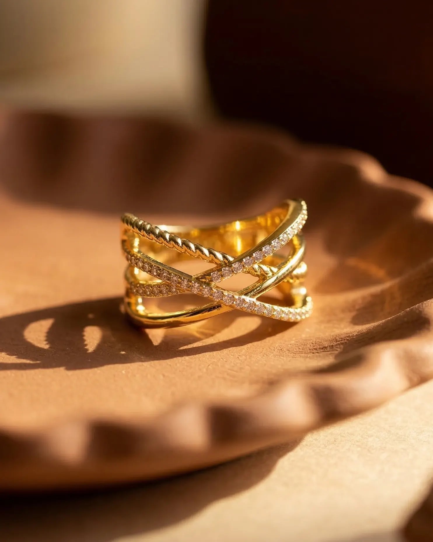 anti-tarnish-925-silver-icon-ring-detail, radiant-polished-triple-band-shimmer-jewelry, jewelry-for-sensitive-skin-sterling-silver, upscale-jewelry-brand-denmark, modern-classic-pavé-design