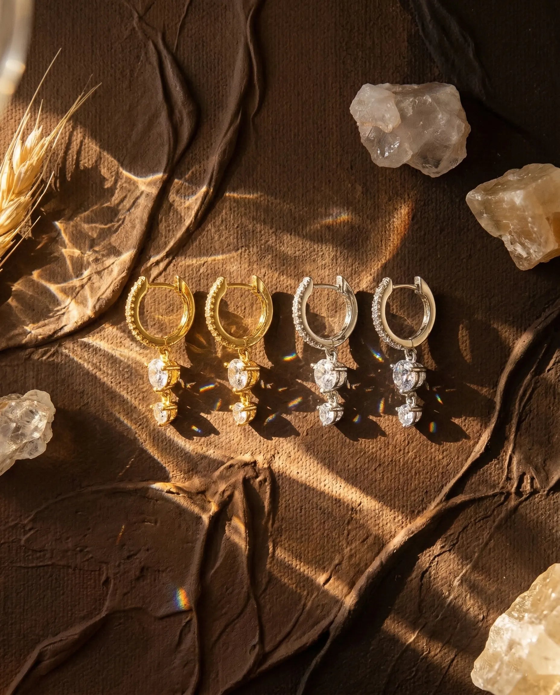 anti-tarnish-gold-margo-drop-earrings-detail, sparkling-jewelry-stacking-ideas, jewelry-for-sensitive-skin-925-silver, upscale-jewelry-brand-denmark, modern-classic-zirconia-design