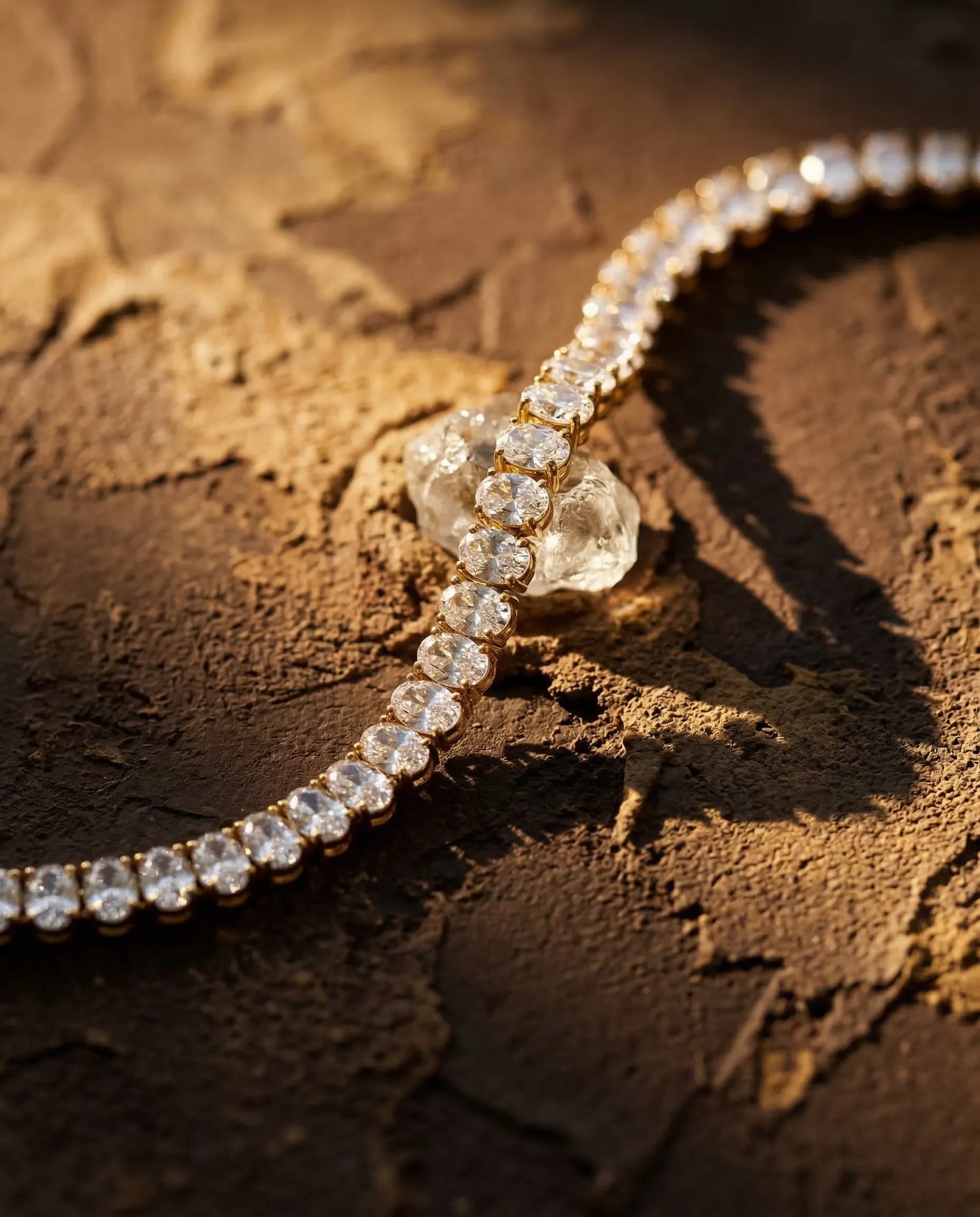 anti-tarnish-gold-pvd-breena-bracelet-detail, radiant-pave-crystal-shimmer-jewelry, jewelry-for-sensitive-skin-316l-steel, upscale-jewelry-brand-denmark, modern-classic-riviera-design