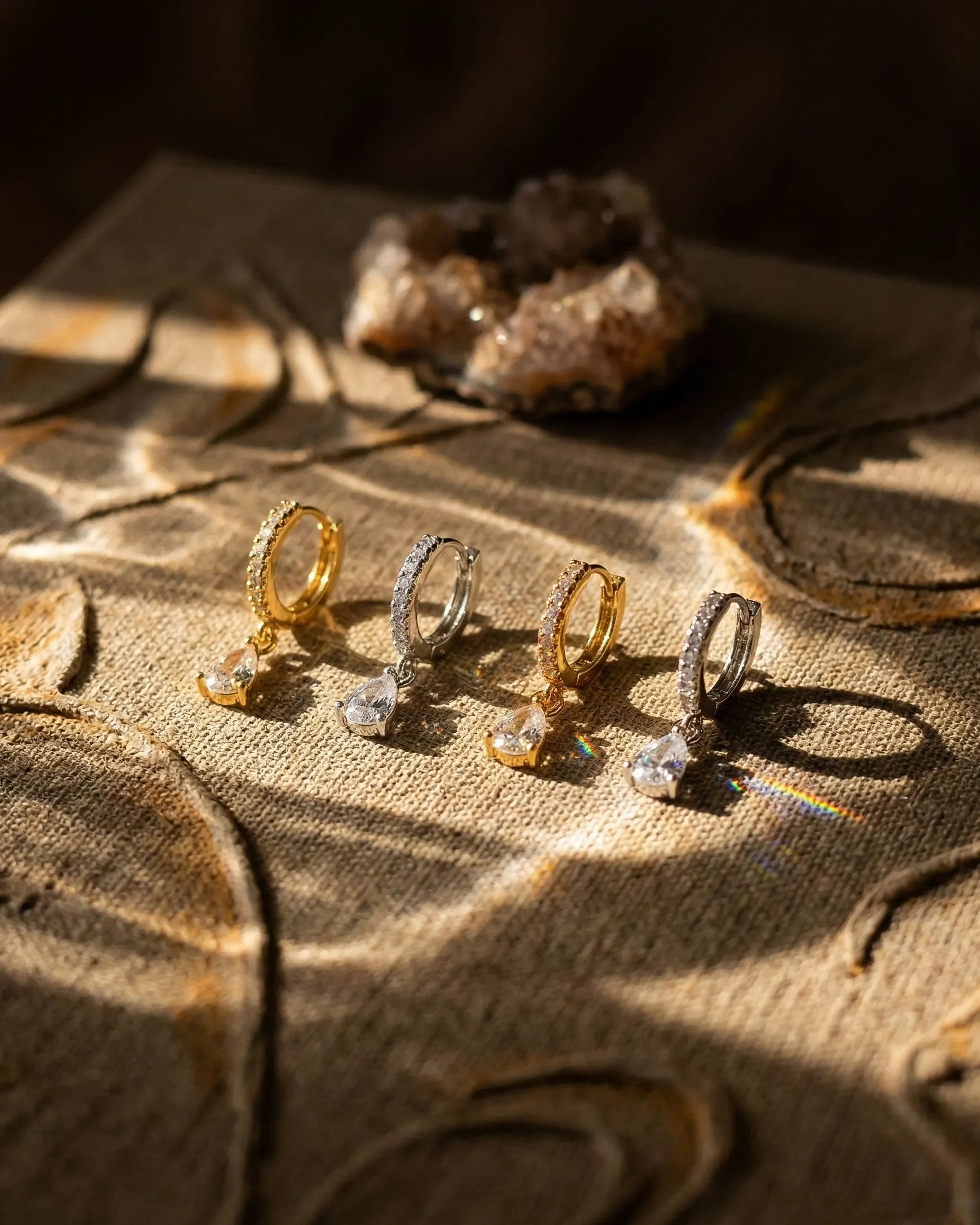 anti-tarnish-silver-quiola-earrings-detail, teardrop-crystal-stacking-ideas-jewelry, jewelry-for-sensitive-skin-925-silver, upscale-jewelry-brand-denmark, modern-classic-teardrop-design