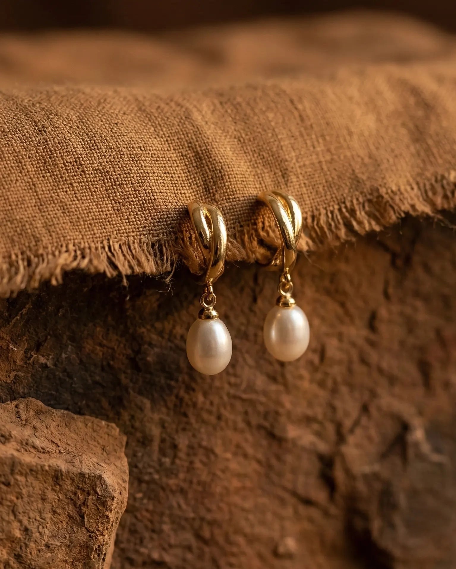 capri-freshwater-pearl-drop-earrings-gold-925-silver, elegant-minimalist-pearl-jewelry-luxury, high-quality-gold-plated-pearls-aesthetic, senya-jewelry-best-seller-capri