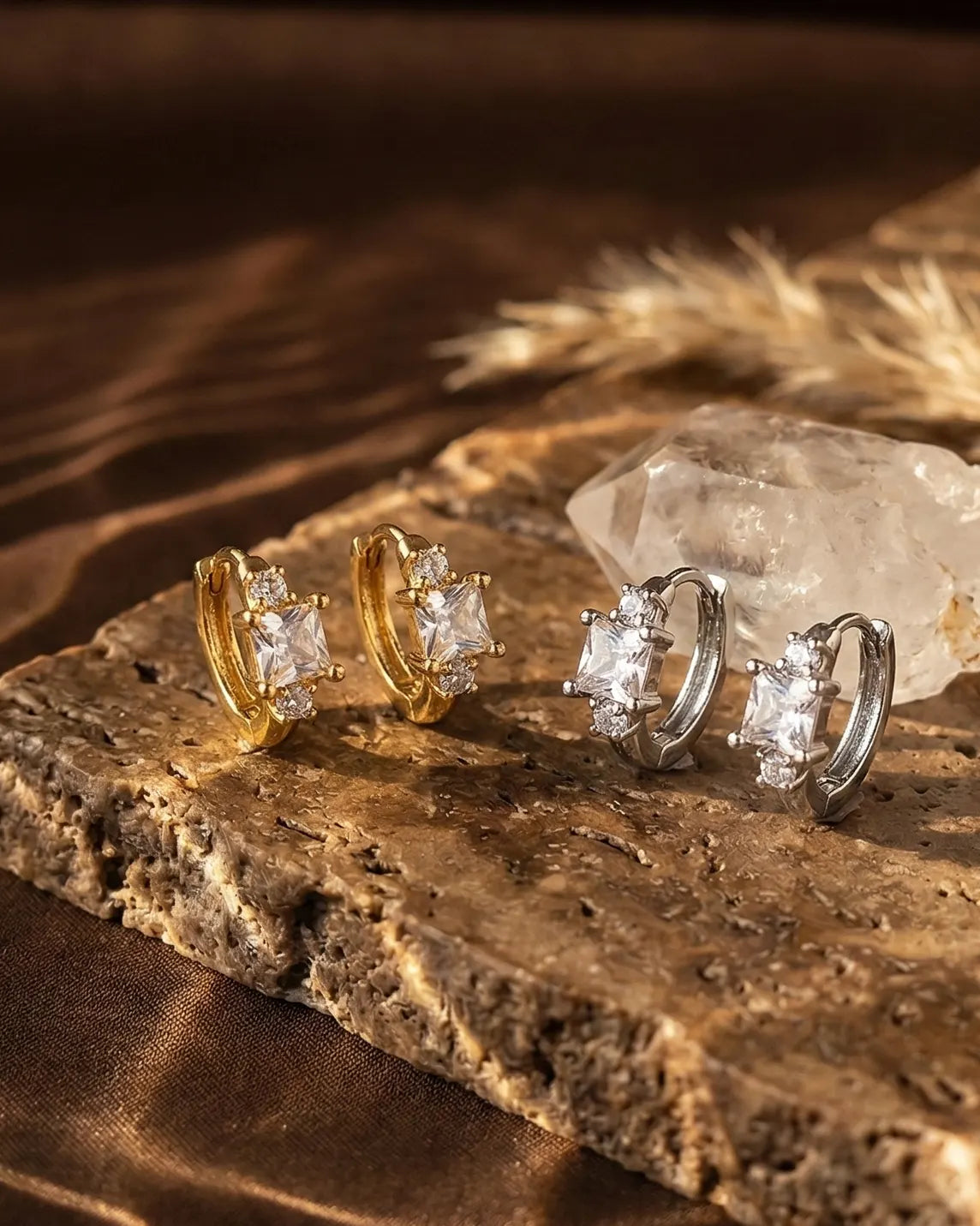 cassie-geometric-huggie-earrings-gold-silver-925, elegant-square-cut-zirconia-vintage-design-luxury, high-quality-gold-plated-jewelry-aesthetic, senya-jewelry-best-seller-cassie