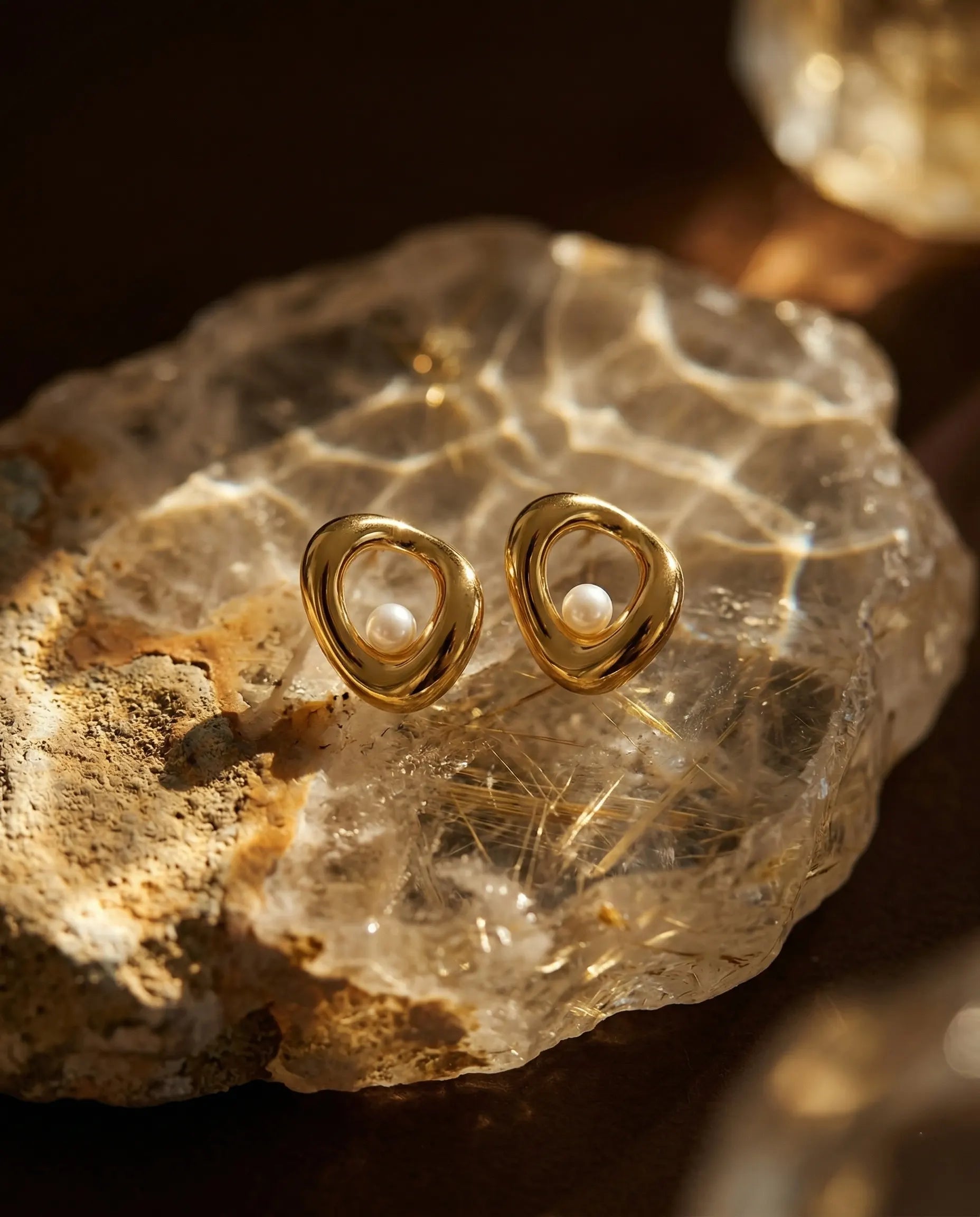 cybelle-teardrop-drop-hoop-earrings-stainless-steel-18k-gold-pvd, elegant-minimalist-liquid-gold-jewelry-luxury, high-quality-waterproof-tarnish-free-drop-earrings, senya-jewelry-best-seller-cybelle