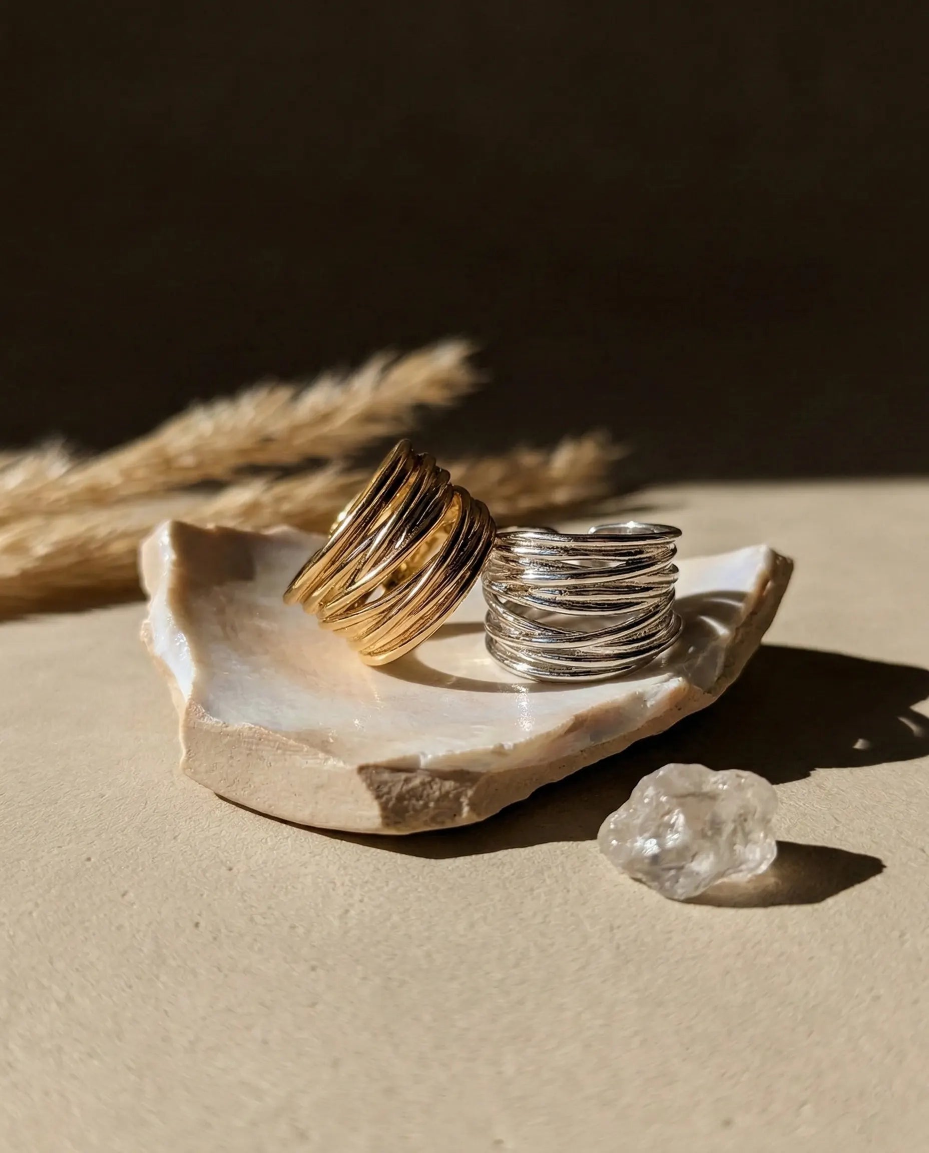 durable-925-sterling-silver-bellora-ring-detail, sophisticated-emerald-cut-zirconia-design, high-quality-18k-gold-plating-silver, anti-allergy-fine-jewelry-premium, refined-jewelry-collection-germany