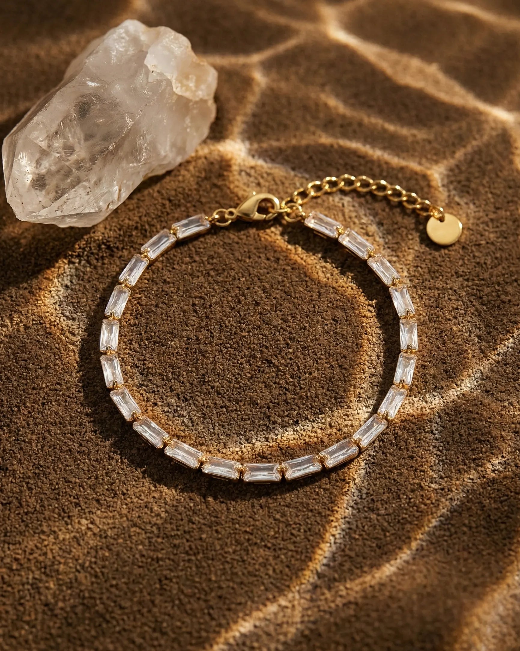 durable-waterproof-zirconia-bracelet-tarnish-free, high-clarity-round-crystals-detail, high-quality-18k-gold-pvd-plating, anti-allergy-steel-jewelry-premium, refined-jewelry-collection-germany