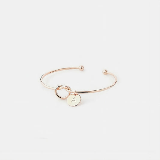 Stainless steel knot bracelet, Knot bracelet with custom letter pendant, Stainless steel bracelet with engraved letter, Sterling silver plated knot bracelet, 18k gold vermeil knot bracelet,