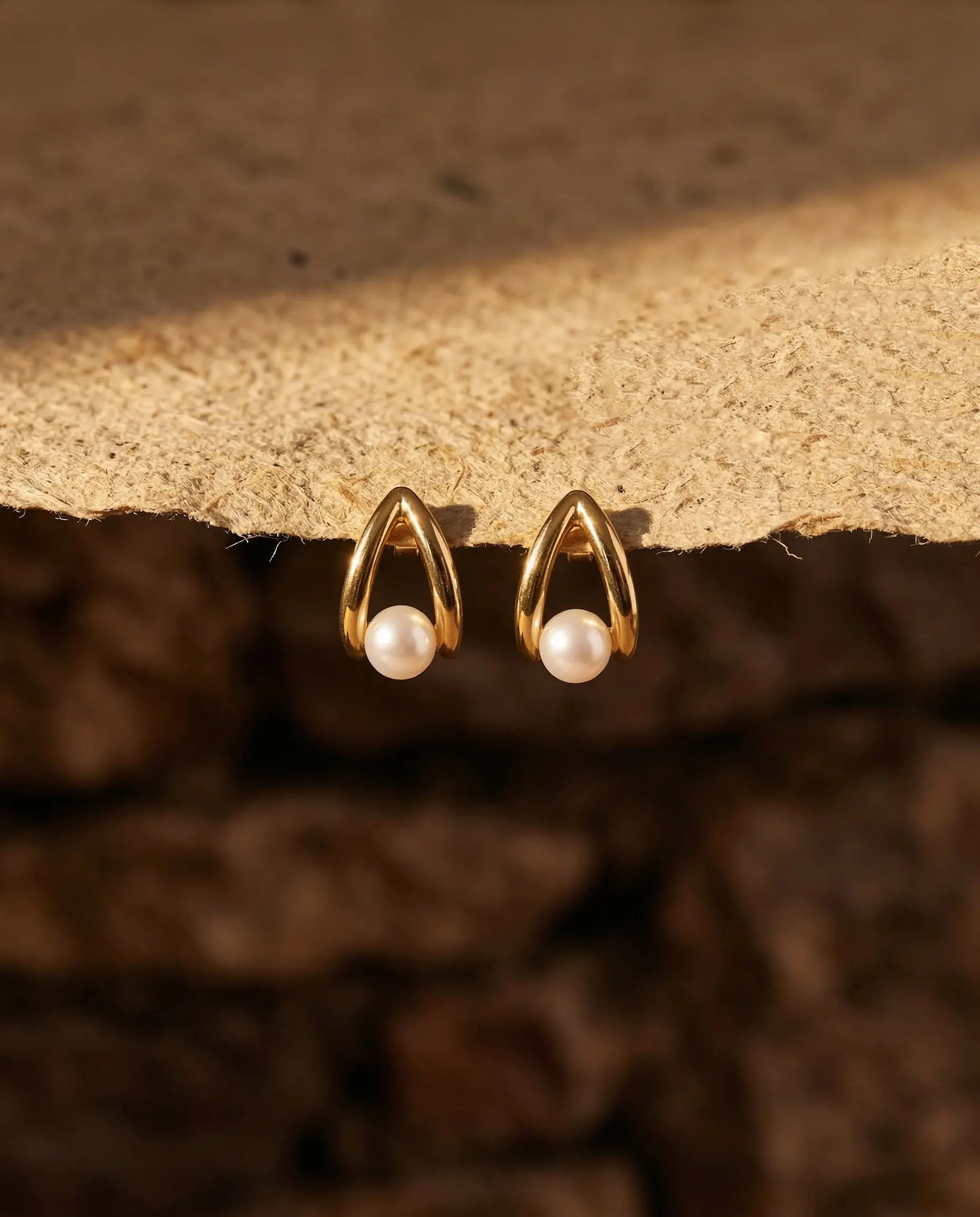 lace-pearl-triangle-stud-earrings-925-sterling-silver-18k-gold-plating, elegant-minimalist-geometric-pearl-jewelry-luxury, high-quality-hypoallergenic-tarnish-free-pearl-studs, senya-jewelry-best-seller-lace