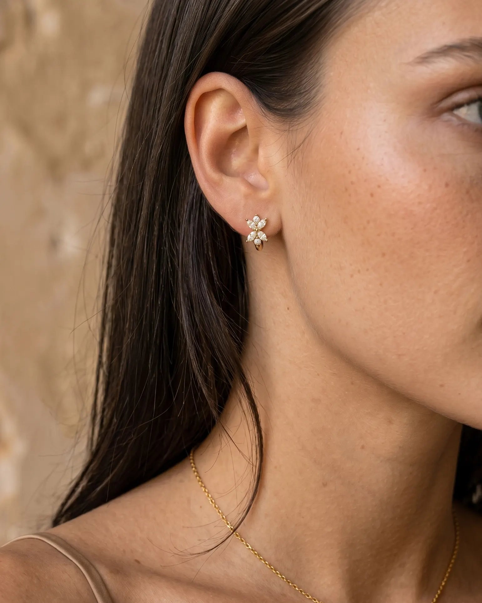 model-wearing-mirabel-butterfly-hoops-minimalist-jewelry-styling-for-modern-elegant-women