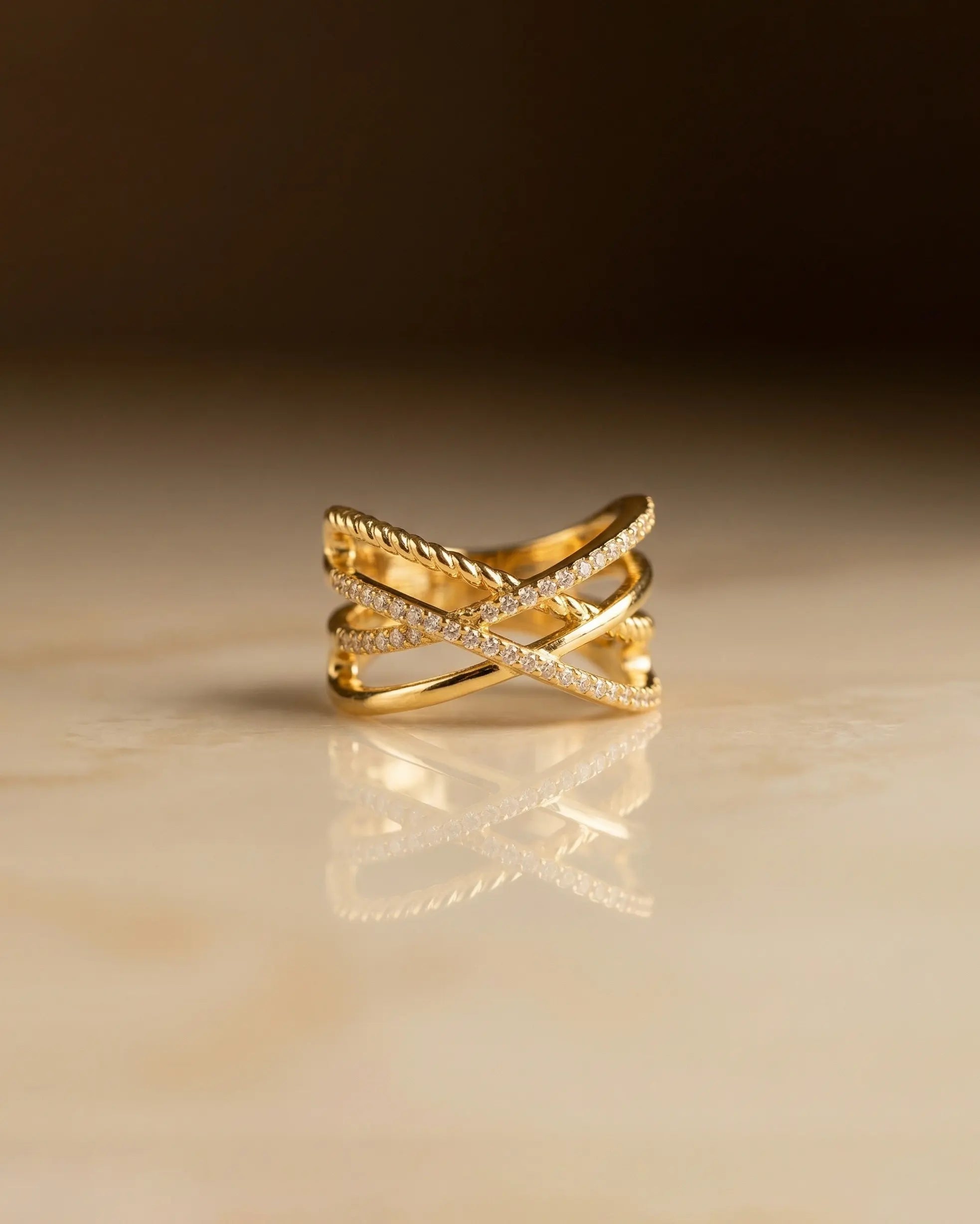 premium-quality-icon-gold-silver-pavé-rings, sterling-silver-detail-europe, anniversary-gift-modern-sparkling-jewelry, refined-minimalist-luxe-aesthetic, sustainable-silver-jewelry-brand-europe