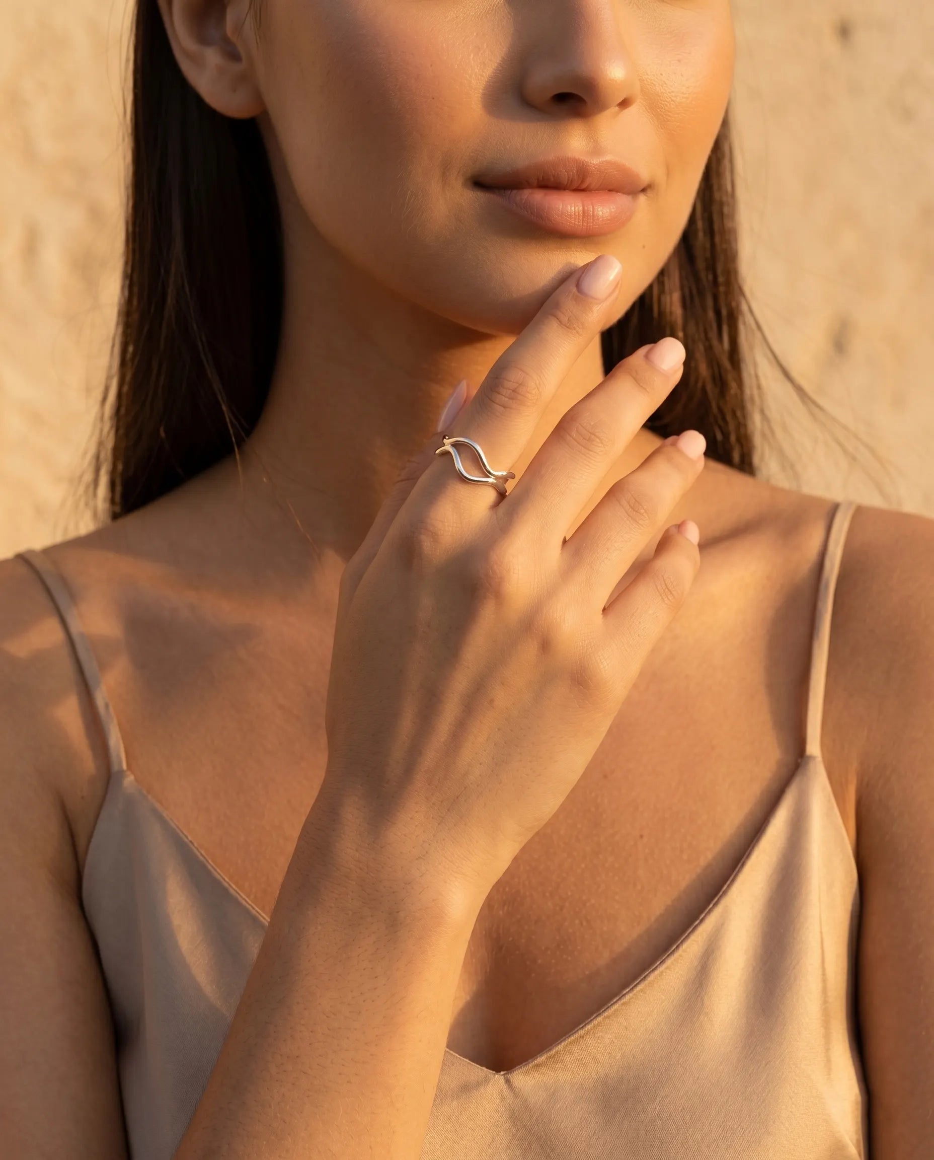premium-quality-wave-double-band-silver-ring, durable-gold-vermeil-detail-europe, anniversary-gift-gold-sculptural-ring, refined-minimalist-ocean-aesthetic, sustainable-silver-jewelry-brand-europe