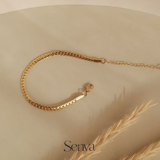 Chain Bracelet, Gold Chain Bracelet, Silver Chain Bracelet, Women's Chain Bracelet, Stainless Steel Chain Bracelet, Layering Chain Bracelet, Everyday Chain Bracelet, Versatile Chain Bracelet, Durable Chain Bracelet, Hypoallergenic Chain Bracelet, Affordable Chain Bracelet, Luxury Chain Bracelet, Best chain bracelet for women,