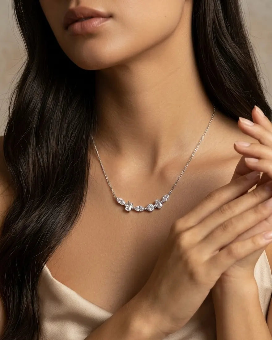 timeless-modern-deco-aesthetic-baguette-necklace, solid-925-silver-finish-detail-donna-pendant, gift-ideas-for-women-sparkling-jewelry, luxury-boutique-jewelry-netherlands, artistic-jewelry-flatlay-photography