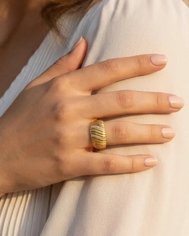 versatile-daily-wear-gold-kenza-bold-band, effortless-sculptural-jewelry-style, minimalist-accessories-for-refined-look, classy-gold-pvd-statement-ring-lifestyle, senya-jewelry-kenza-collection