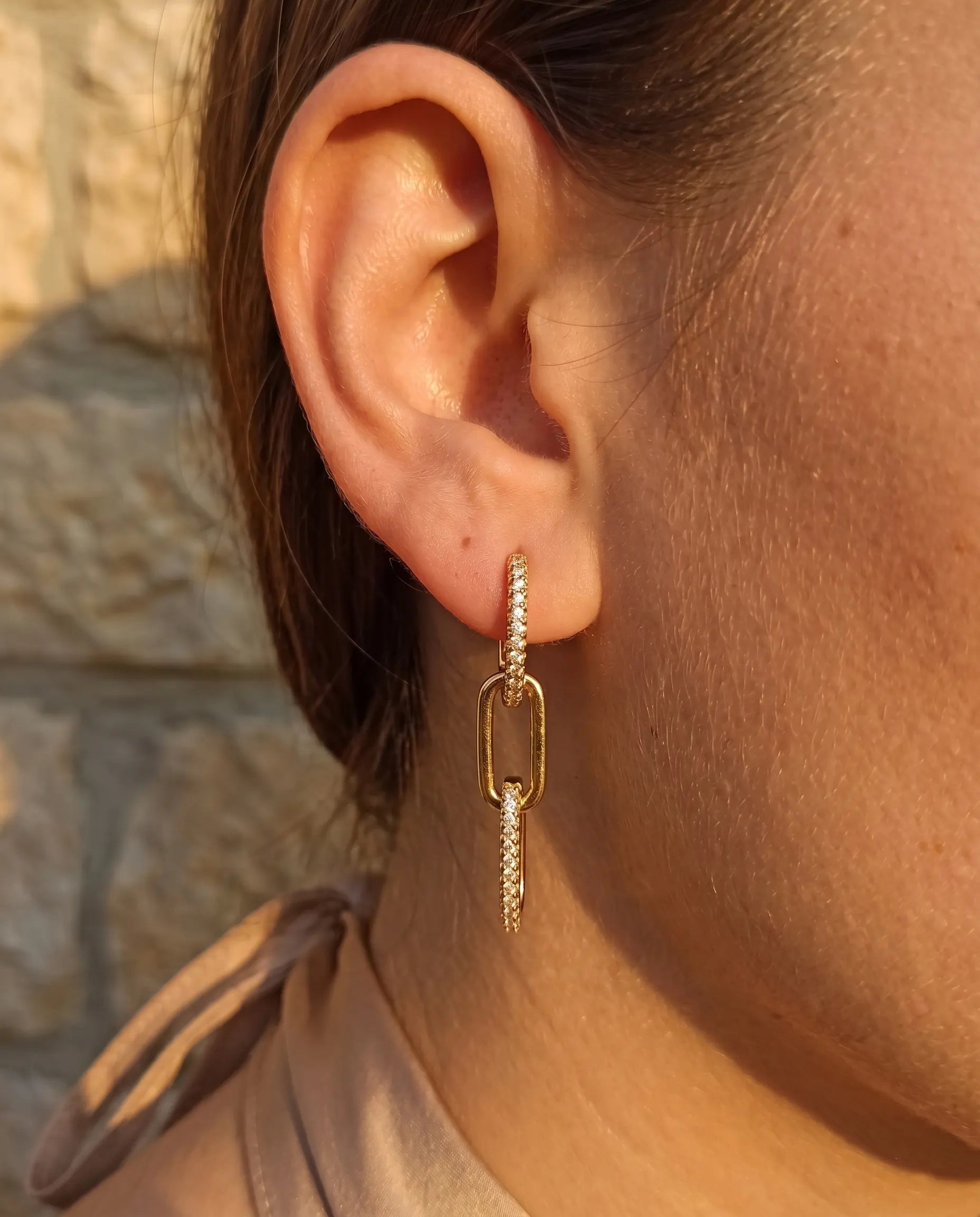 versatile-daily-wear-silver-paperclip-drop-earrings, effortless-elegance-jewelry-style, minimalist-accessories-for-office-chic, classy-925-silver-link-earrings-lifestyle, high-shine-brooklyn-collection-earrings